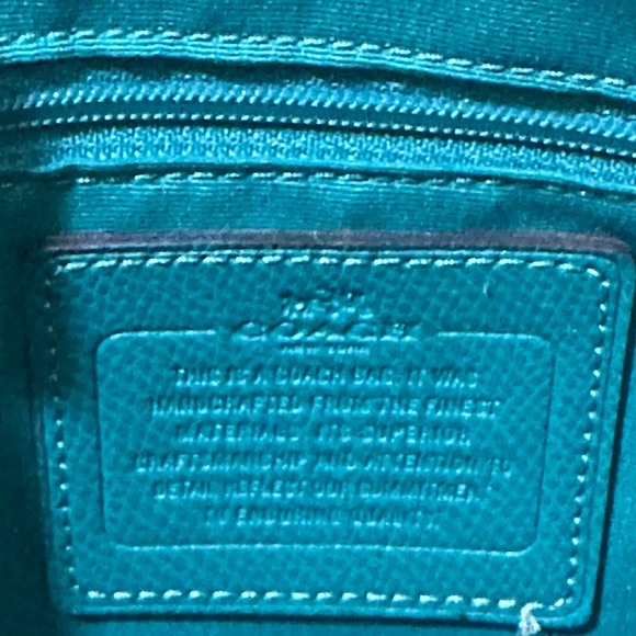 ππ Coach mini sierra ππBag with strap excellent condition Rare color - Picture 7 of 7